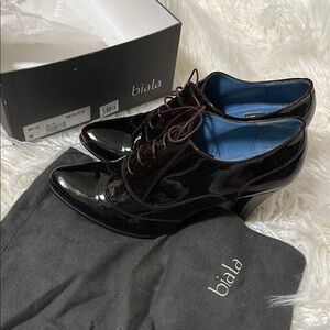 Biala Oxford Lace-up Patent Leather Lace-Up Heels